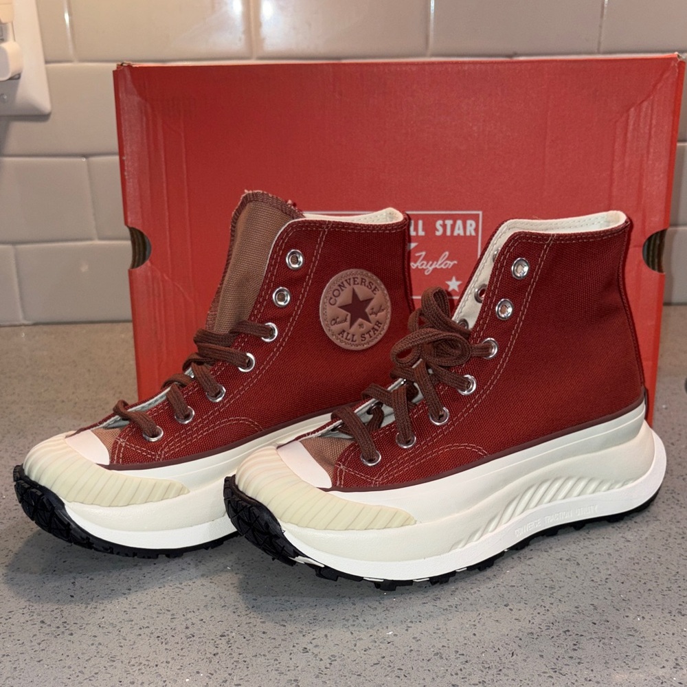 Converse High-Top Chuck 70 AT-CX Deep Tone brand new size 6.5w men’s 5